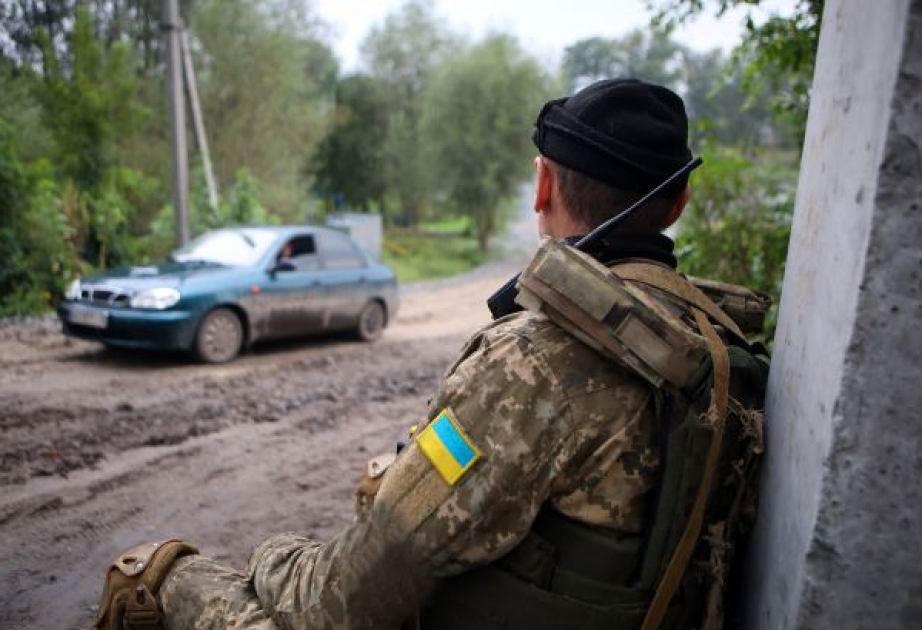 Ukrayna ordusu Donetskin 3 yaşayış məntəqəsindən geri çəkilib