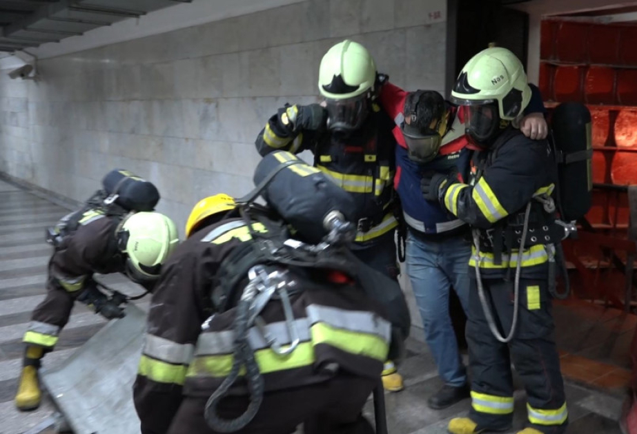 FHN-in metrodakı təliminə 5 texnikası və 35 nəfərdən ibarət şəxsi heyəti cəlb olunub VİDEO