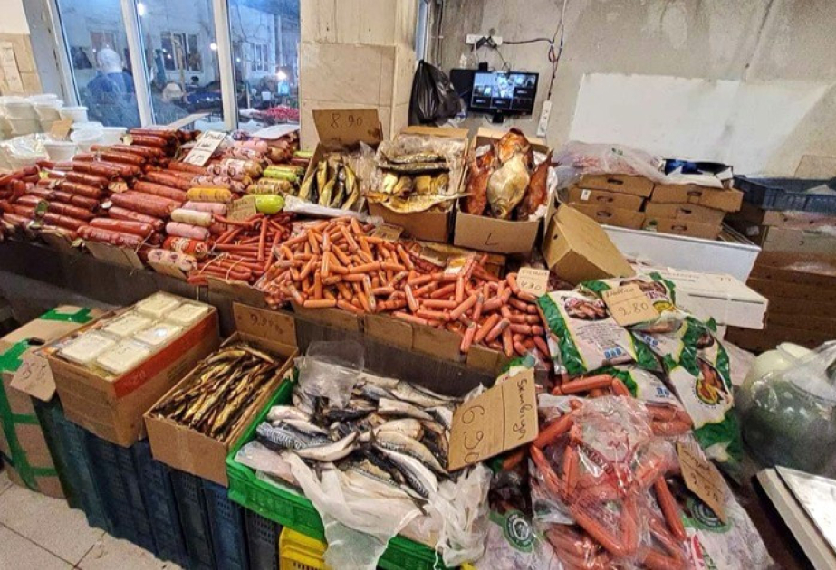 Binəqədi rayonunda fəaliyyət göstərən bazarda ciddi nöqsanlar aşkarlanıb