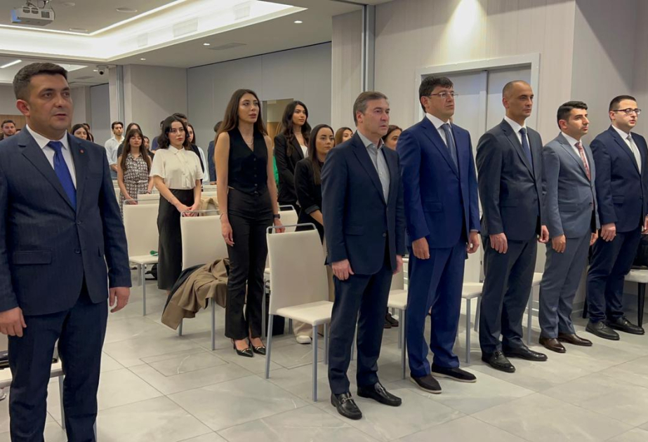 Se celebra en Italia una reunión con la Comunidad azerbaiyana