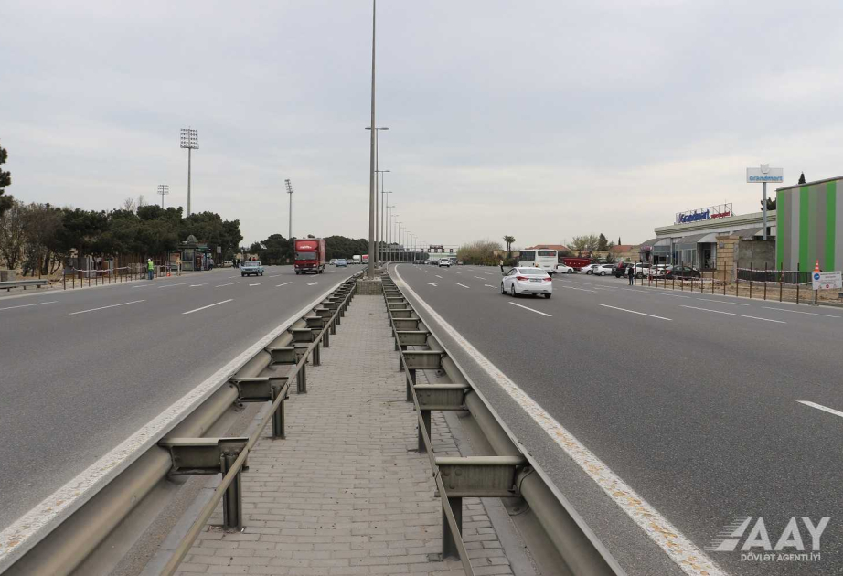 Hava Limanı-Mərdəkan-Zağulba avtomobil yolunda yeni piyada keçidi tikilir
