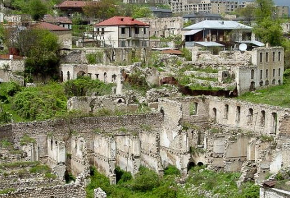 Se celebrará el Pleno sobre el tema "Problemas de protección y conservación de monumentos históricos en Karabaj y Zangazur Oriental"