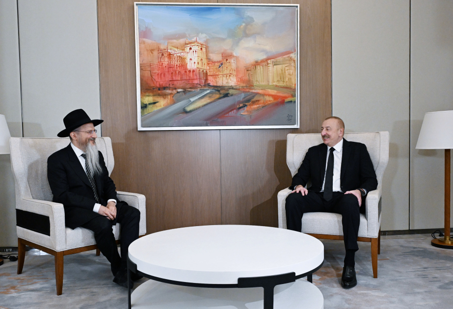 President Ilham Aliyev received Chief Rabbi of Russia VIDEO