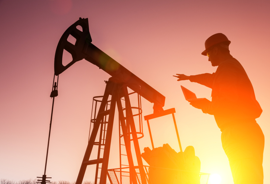 На мировых биржах повысились цены на нефть