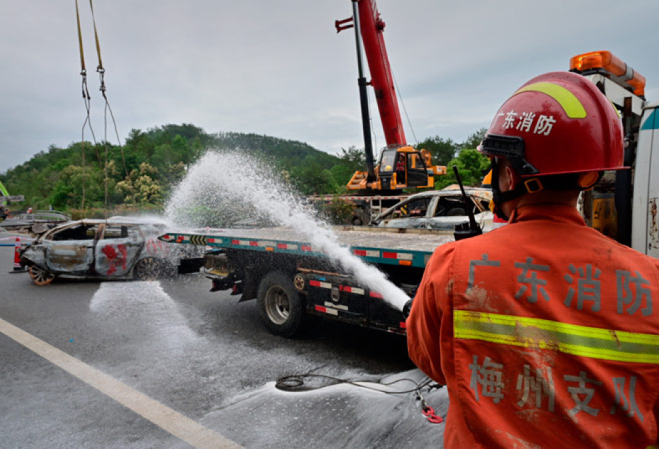 Death toll up to 48 after road collapse in south China's Guangdong