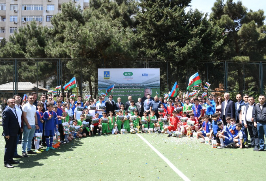 Paytaxtın abad məhəllələrində minifutbol yarışları başa çatıb