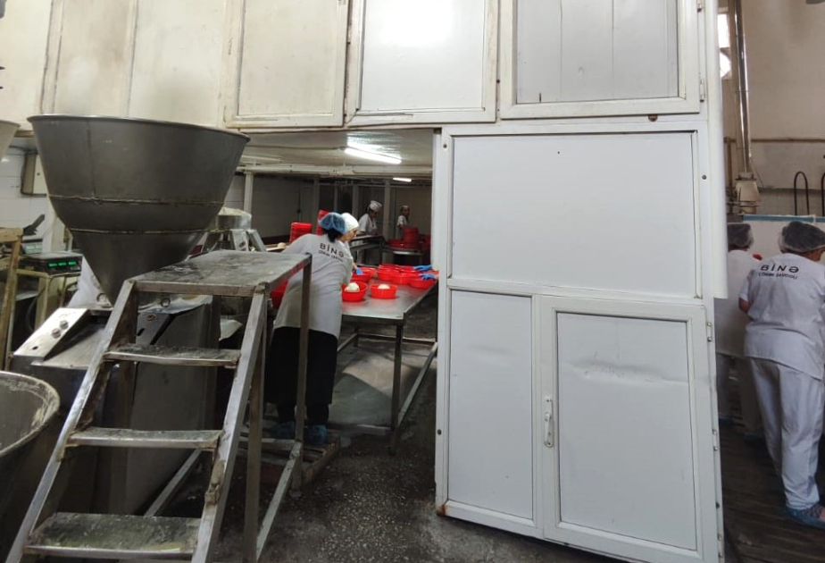 Bakıda fəaliyyət göstərən çörək istehsalı müəssisəsində nöqsanlar aşkarlanıb