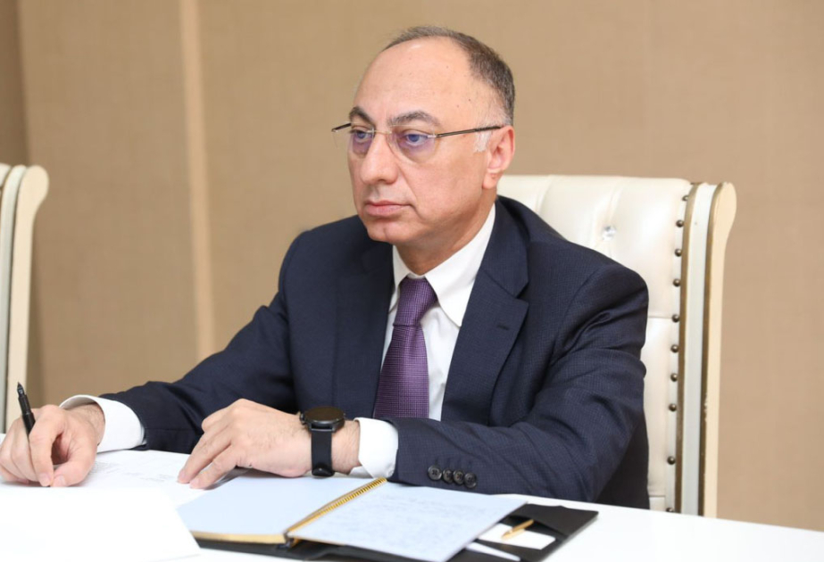 Qida Təhlükəsizliyi Agentliyinin sədri Ucarda vətəndaşların müraciətlərini dinləyib