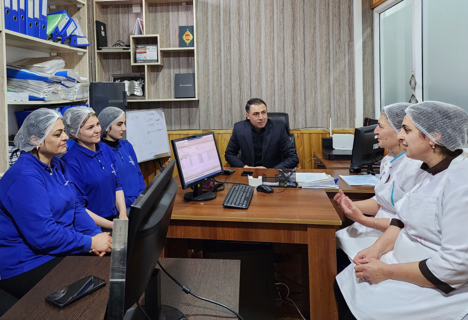 Tələbə yoldaşlarımla birlikdə öyrənmək və biliklərimi onlarla bölüşmək qürurvericidir –  peşə təhsili alan sahibkar