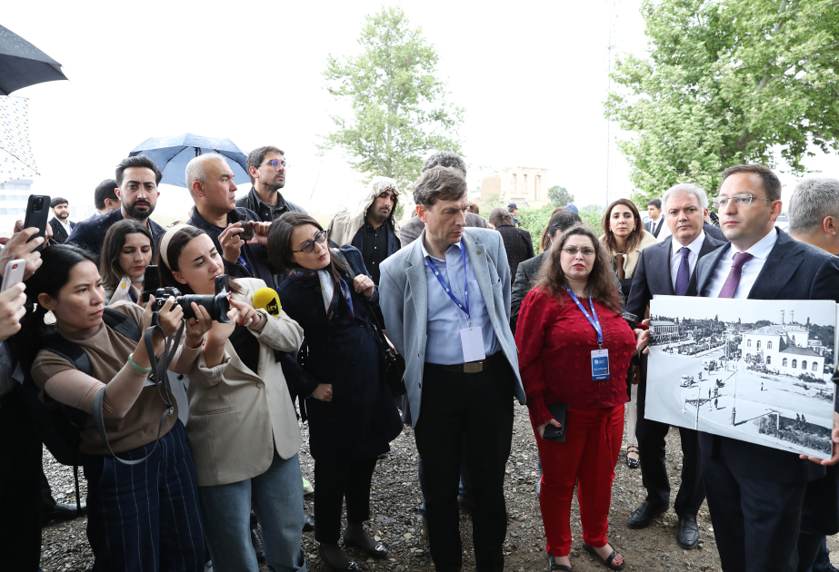 Participants of 6th World Forum on Intercultural Dialogue visit destroyed monuments in Aghdam