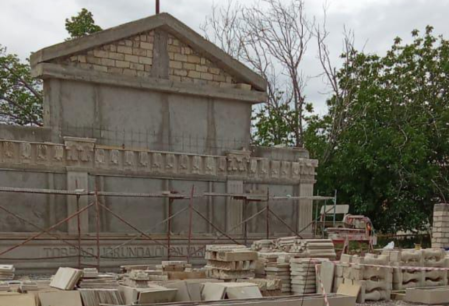 Babək rayonunda Şəhidlər bulaq abidə kompleksi tikilir