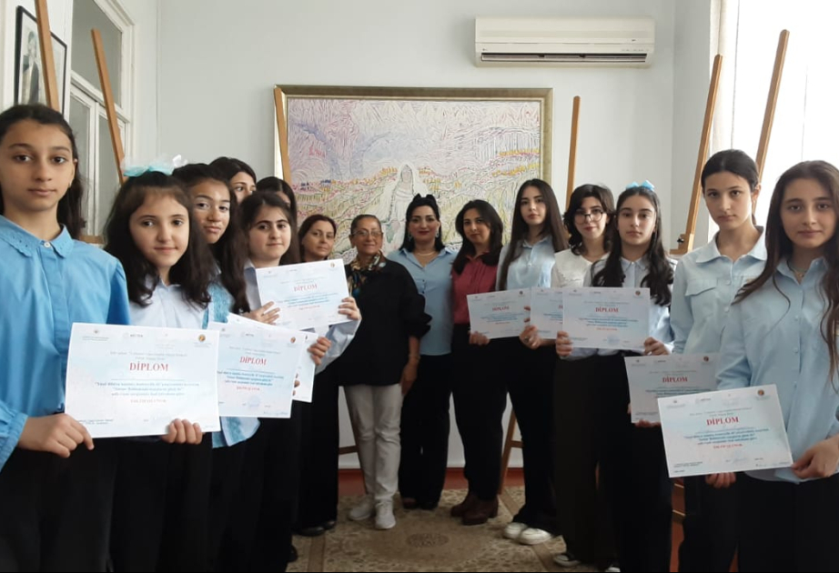 Səttar Bəhlulzadənin 115 illiyi ilə əlaqədar uşaqlar arasında rəsm sərgisi başa çatıb