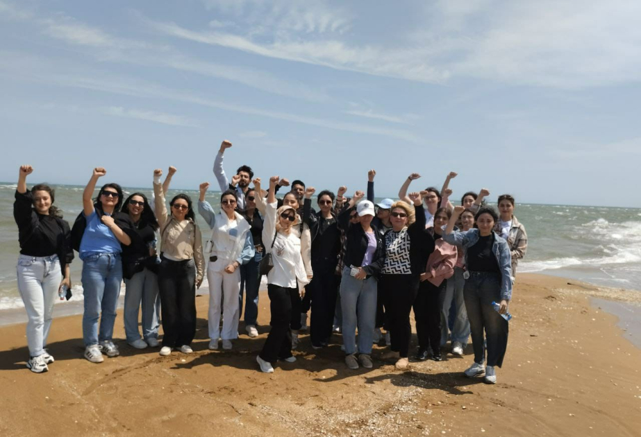 Gənc bioloqlardan “Biz irəlidəyik” adlı ekoloji aksiya təşəbbüsü