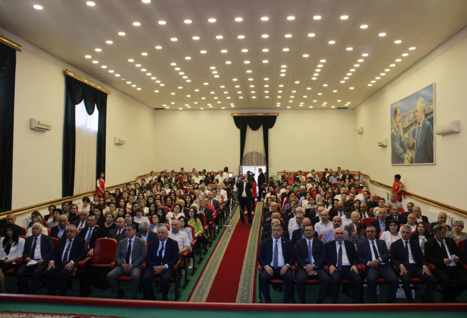 Mingəçevirdə Ümummilli Liderə həsr olunan respublika elmi konfransı keçirilib