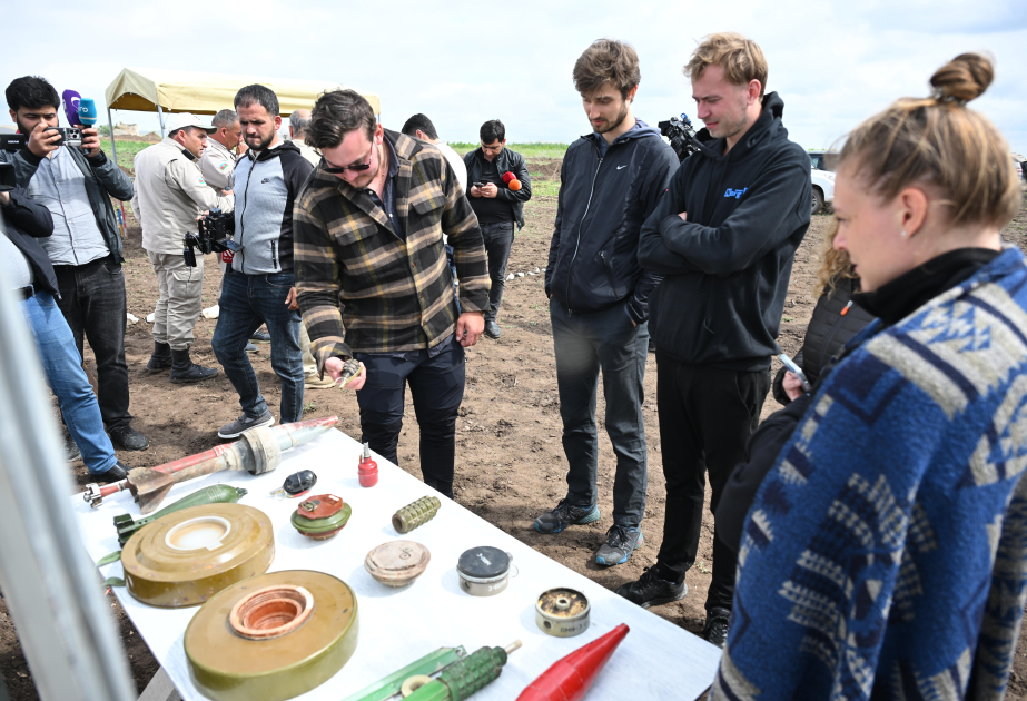 Les voyageurs norvégiens visitent le village de Djodjoug Merdjanly VIDEO