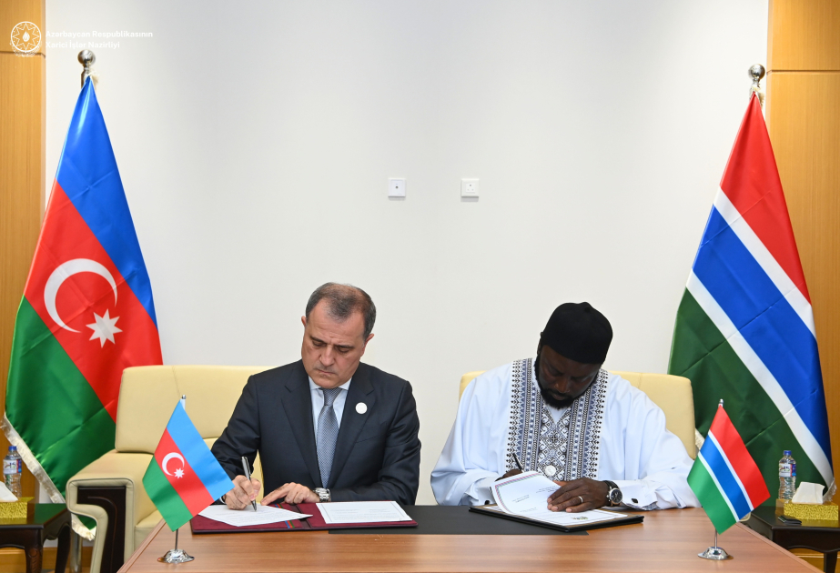 Azərbaycanla Qambiya diplomatik pasport sahibləri üçün viza tələbini aradan qaldırıb