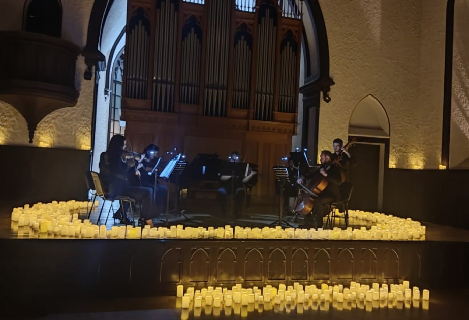 Bakı Kirxasında Uitni Hyustonun məşhur sevgi etirafı səsləndirilib