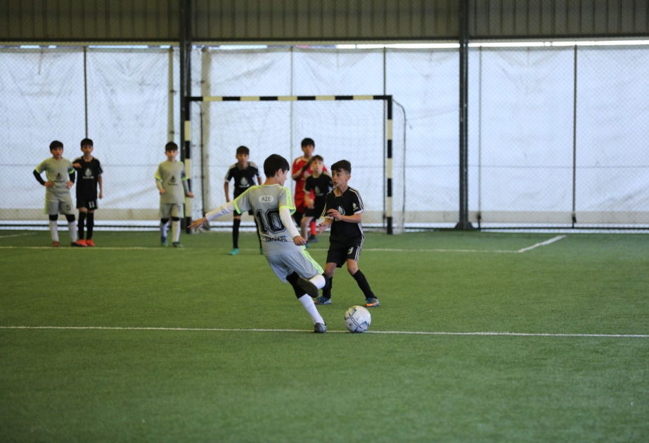 Bakının kənd və qəsəbələri arasında minifutbol turnirində finala çıxan komandalar bəlli olub
