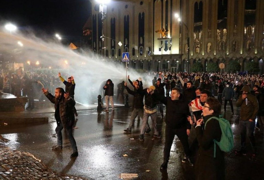 Qərbin gətirdiyi “demokratiya” müharibə, qaçqın, inqilab, xaos kimi anlayışlarla assosiasiya olunur -  ŞƏRH