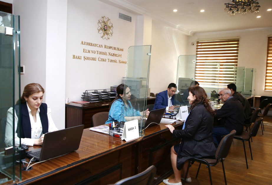 Birinci sinfə elektron qeydiyyatla bağlı vətəndaş müraciətləri cavablandırılır