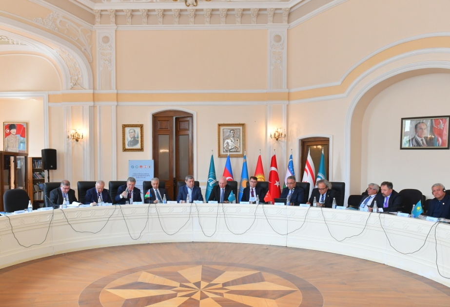 TDT Ağsaqqallar Şurasının üzvü türk dövlətlərinin hazırkı əlaqələrini intibahın dirçəlişi kimi qiymətləndirib