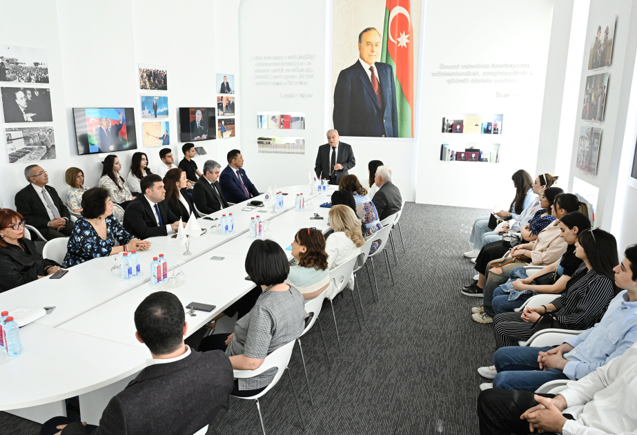 “Heydər Əliyev Azərbaycan Respublikasının innovativ inkişafının banisidir” – DİA-da elmi seminar