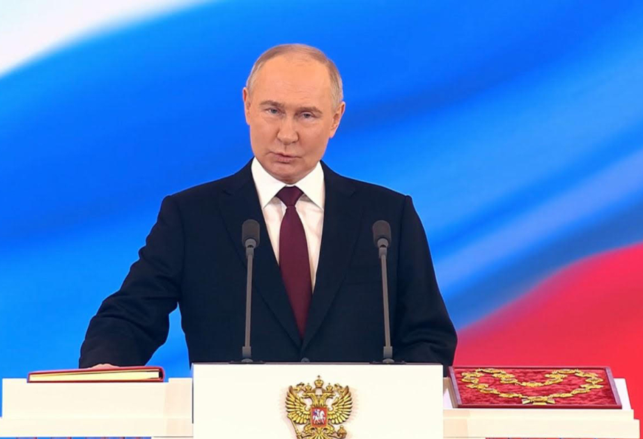 Russie : Le président Vladimir Poutine prête serment pour un cinquième mandat