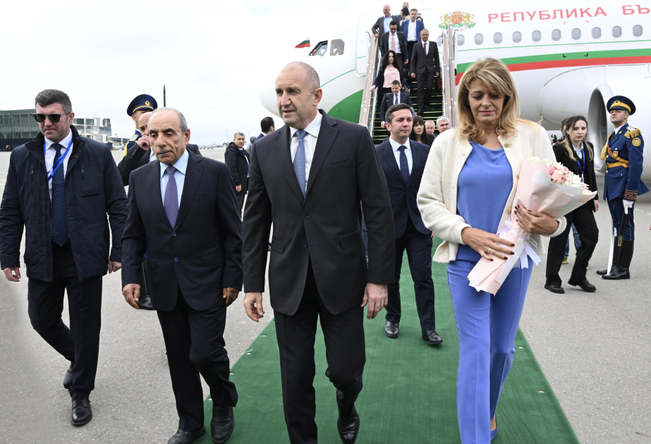 Bulgarian President Rumen Radev arrives in Azerbaijan for official visit