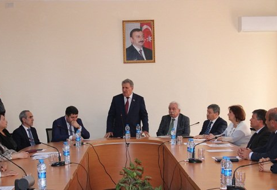“Heydər Əliyevin müstəqillik strategiyası və suveren Azərbaycanın inkişaf perspektivləri” - dəyirmi masa