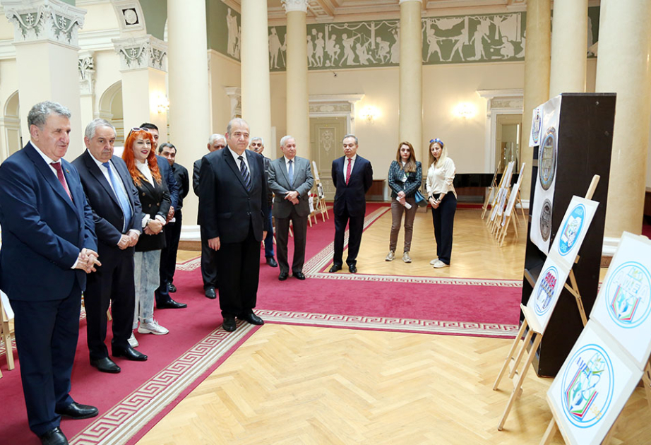 AMEA-nın yeni loqotipinin - embleminin hazırlanması üçün təqdim edilən layihələrə yekun baxış keçirilib