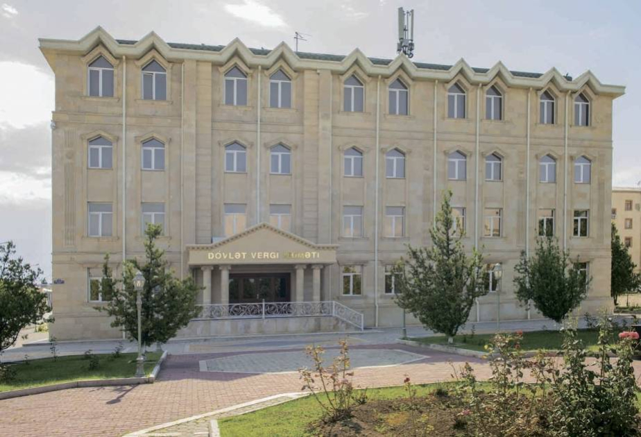 Naxçıvanda vergi xidmətlərindən istifadə səviyyəsi artır