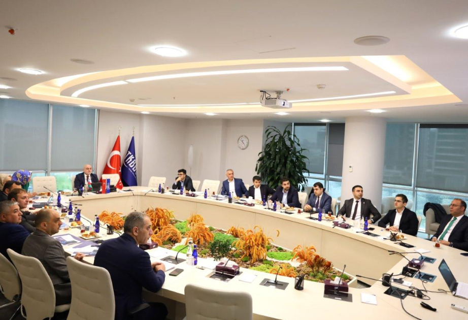 Los representantes azerbaiyanos participan en la formación sobre "finanzas y banca islámica" en Türkiye