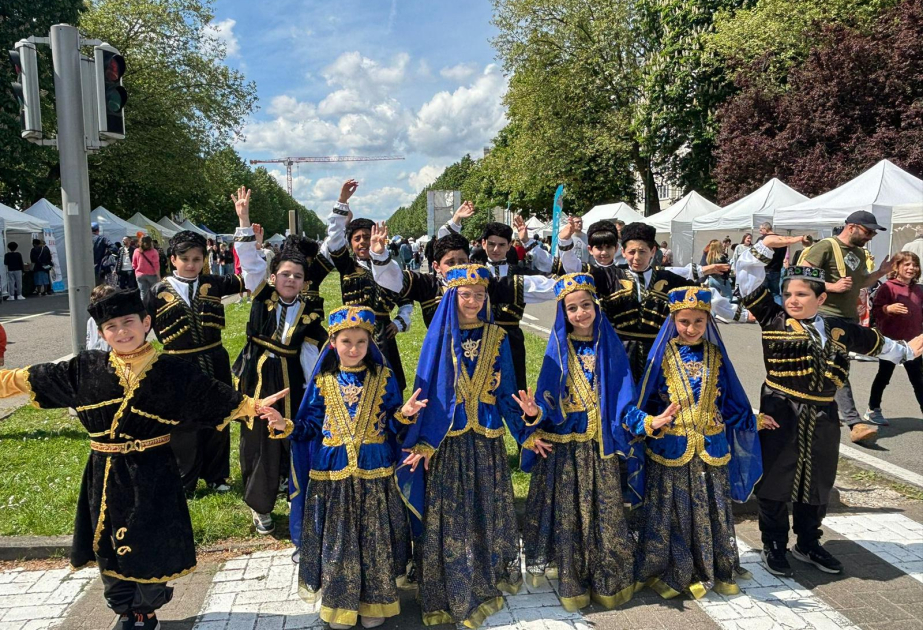 "FireLand" Azerbaijanis Community joins traditional festival in Belgium