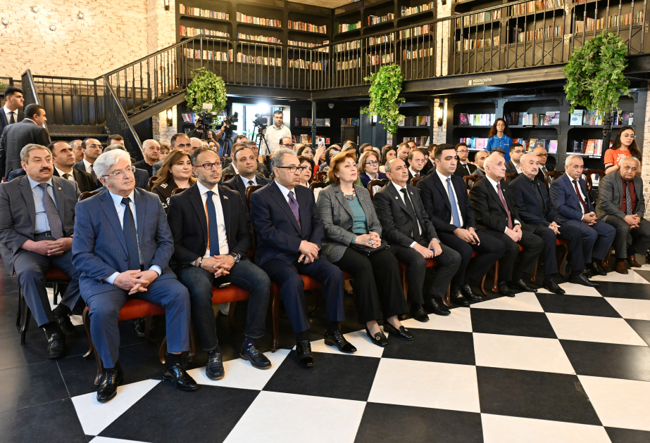 Presentación de la plataforma "Virtual Azerbaiyán Occidental"