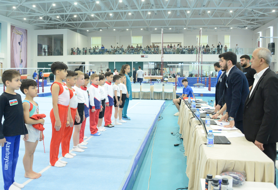 İdman gimnastikası üzrə açıq Bakı çempionatı və paytaxt birinciliyi start götürüb