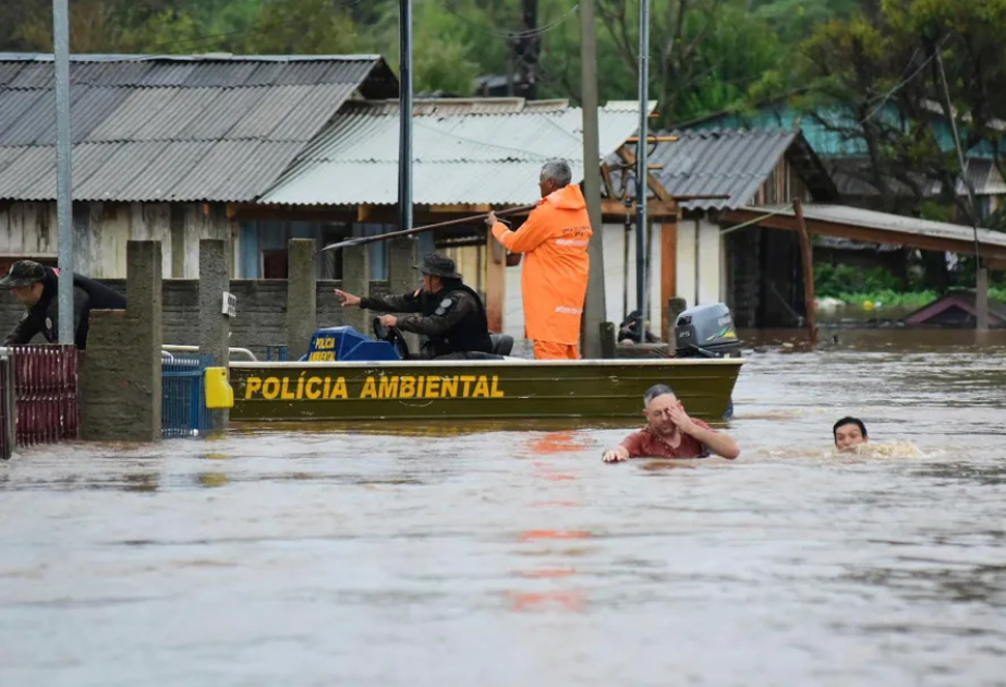 Deaths in Brazil floods rise to 107, horse rescued from rooftop