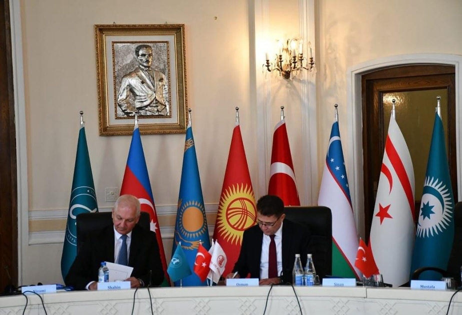 Türk dillərinin qrammatikası üzrə əməkdaşlıq haqqında protokol imzalanıb