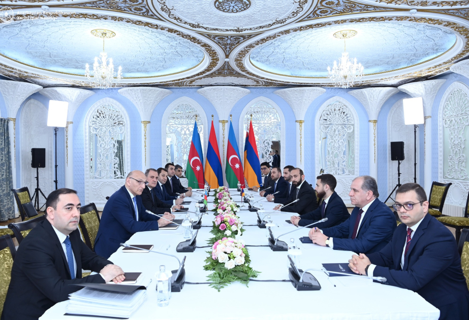 Almatıda Azərbaycanın və Ermənistanın xarici işlər nazirləri arasında danışıqlar aparılıb
