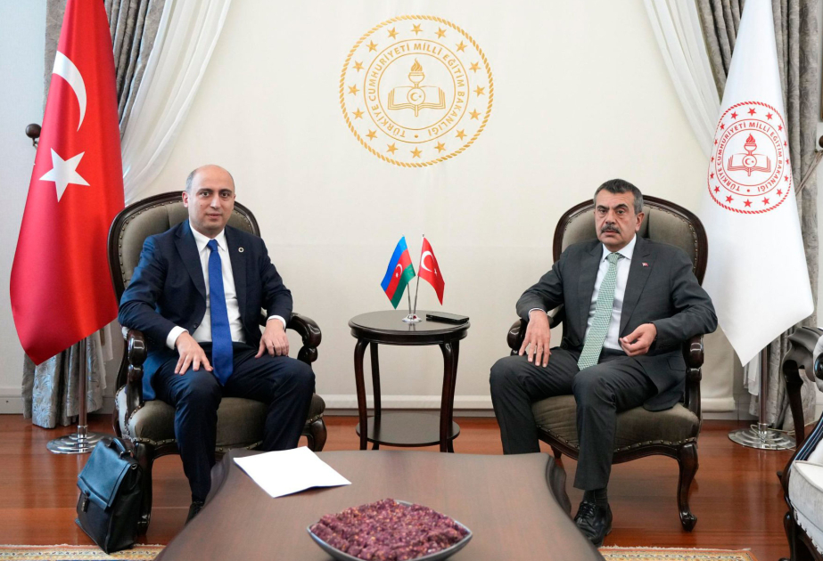 Azerbaiyán y Türkiye discuten la cooperación educativa