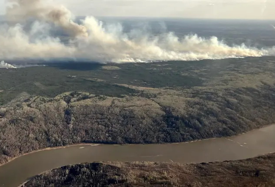 Kanada: Tausende Menschen fliehen vor Waldbränden