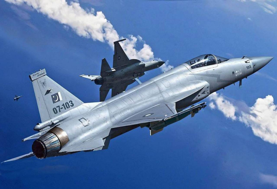 Pakistan İraqa “JF-17” qırıcıları və təlim təyyarələri tədarük edəcək