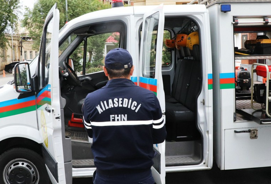 FHN: Ötən sutka ərzində 33 halda yanğına çıxış olub, 3 nəfərin həyatı xilas edilib