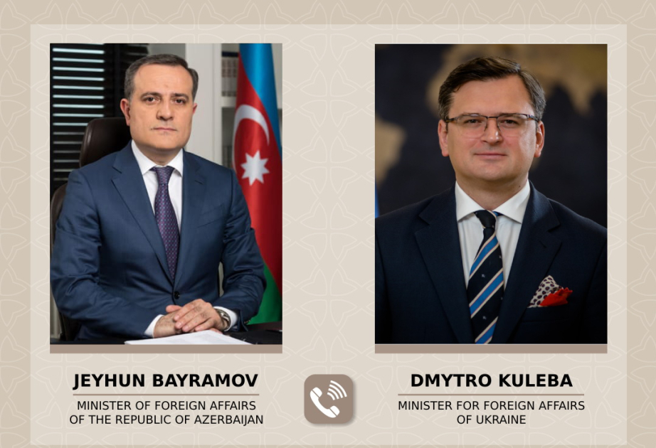 Los ministros de Asuntos Exteriores de Azerbaiyán y Ucrania mantienen una conversación telefónica