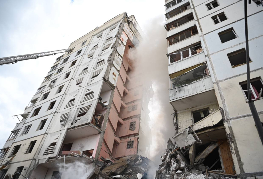 Belqorodda binanın bir hissəsinin uçması nəticəsində ölənlərin sayı 17 nəfərə çatıb