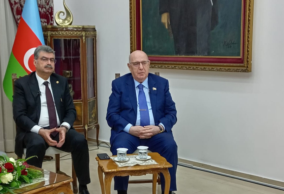 Əhliman Əmiraslanov: Azərbaycan da Türkiyə kimi Şimali Kiprin maraqlarının müdafiəsi üçün səy göstərməyə hazırdır