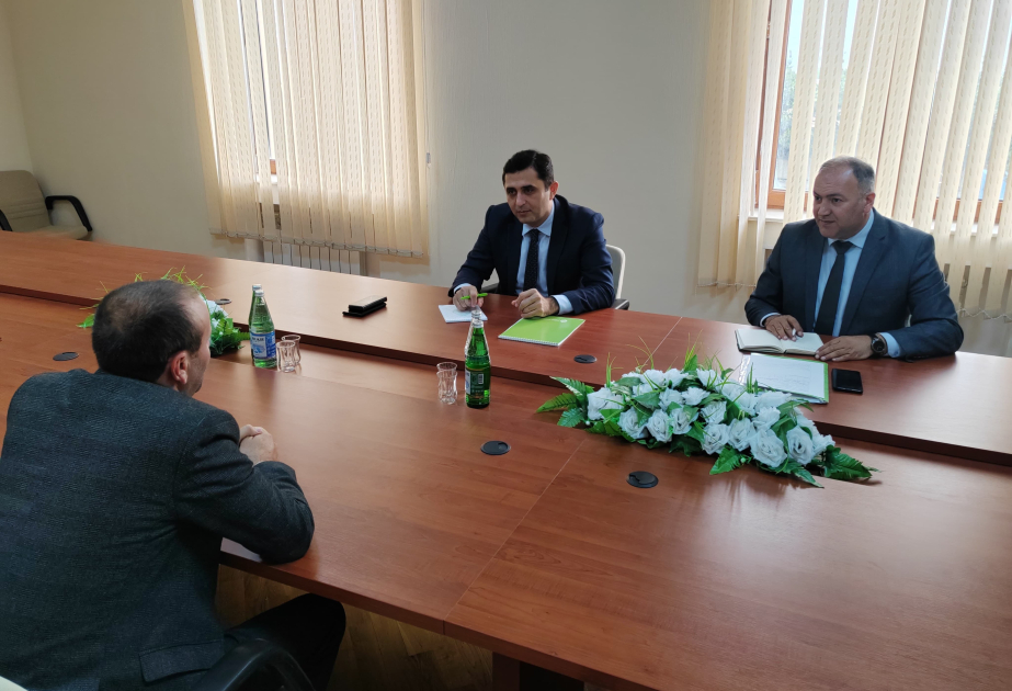 Aqrar Sığorta Fondunun İdarə Heyətinin sədri Ağdamda vətəndaşların müraciətlərini dinləyib