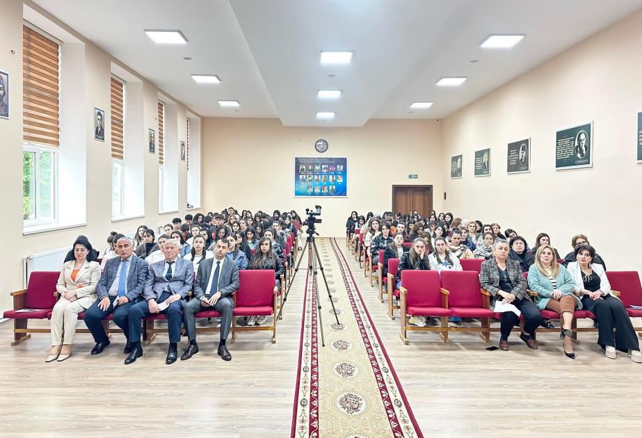 Tələbə və gənclər dövlət qulluğu siyasətinin əsas strategiyaları haqqında maarifləndiriliblər