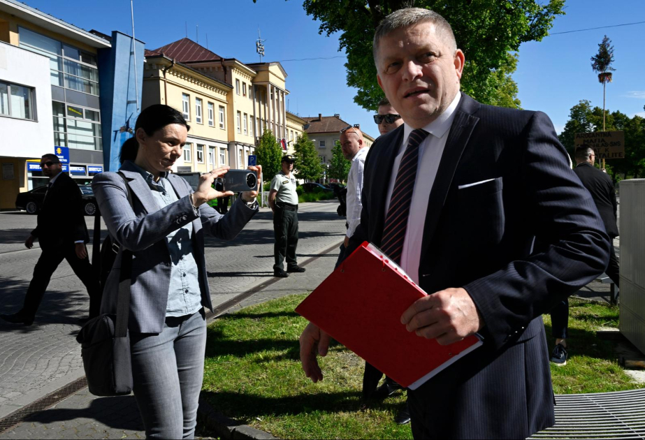 Slowakischer Ministerpräsident Fico durch Schüsse verletzt