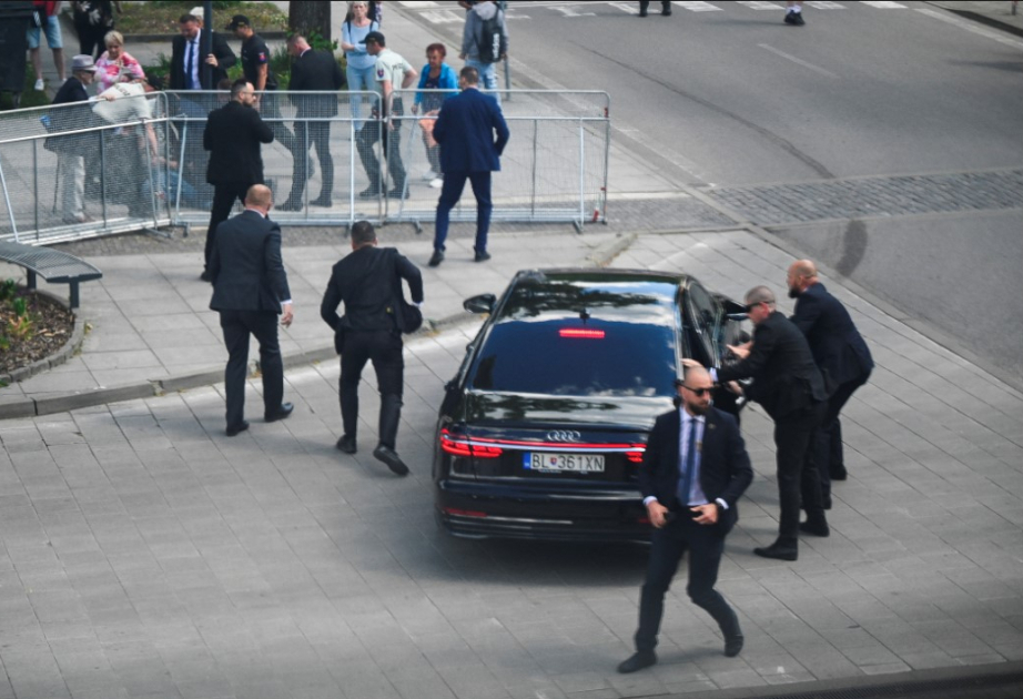 Le Premier ministre slovaque blessé par balle