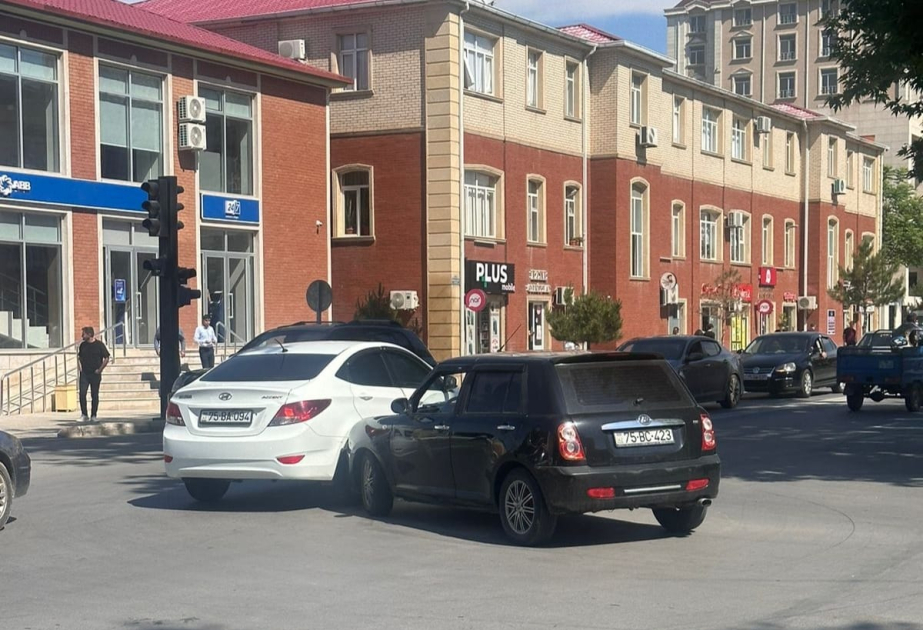 Naxçıvan şəhərində “NAZ-Lifan”la “Hyundai” toqquşub